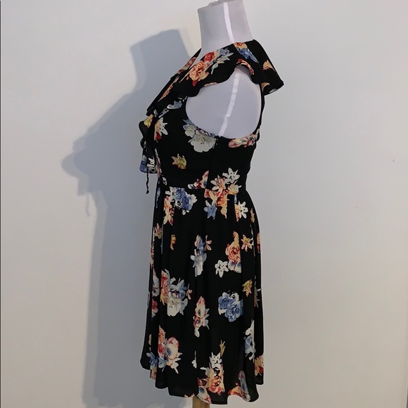 Express Floral Dress size 2 - Picture 2 of 4